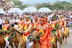 KHAI-MAC-FESTIVAL-BINH-DINH-2008-19-FILEminimizer